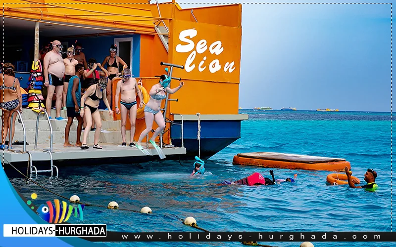 Panorama Submarine Trip - Photo 3